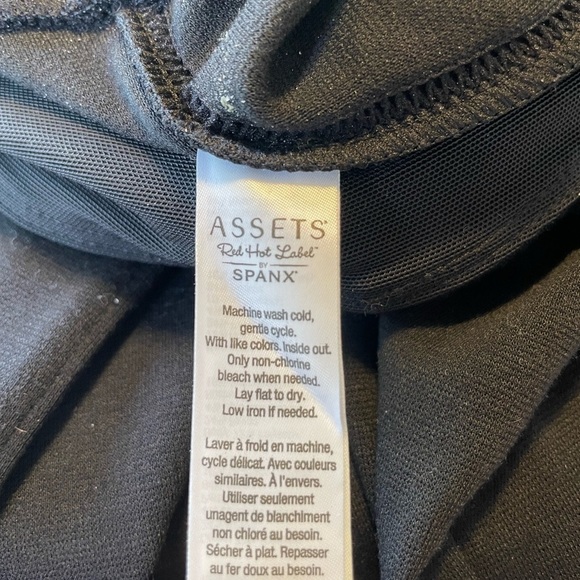 Assets Red Hot Label By Spanx Leggings Sz M - Picture 7 of 7